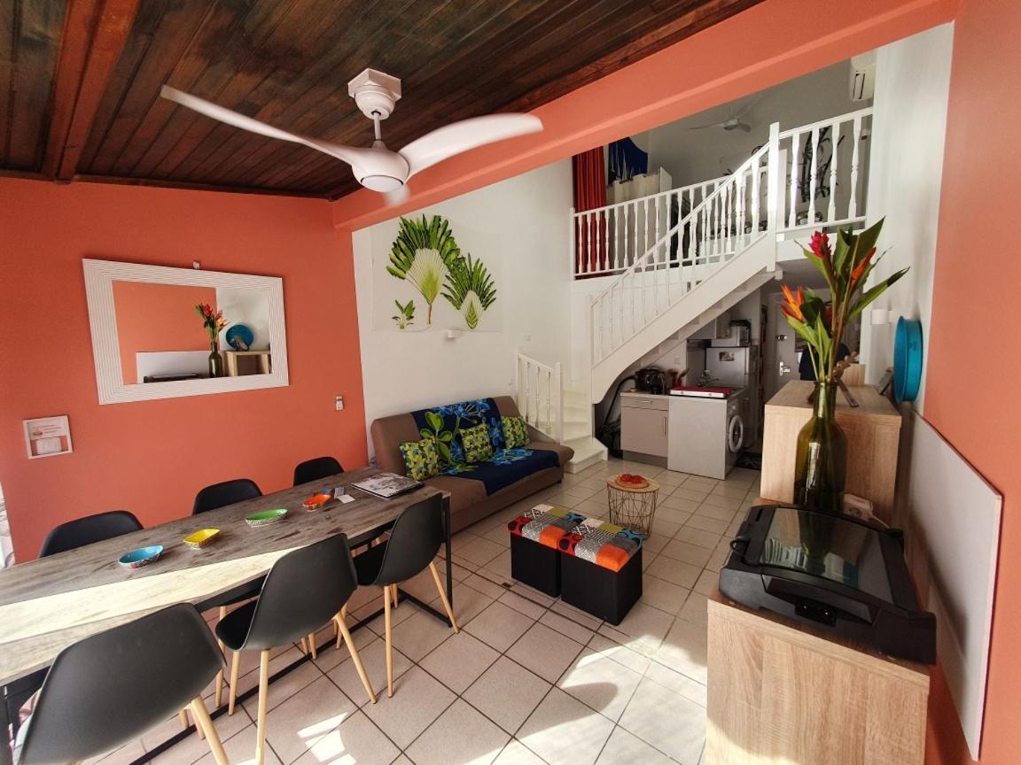 Appartement Ker-Eol Residence Canouan Sainte-Anne Avec Piscine ภายนอก รูปภาพ